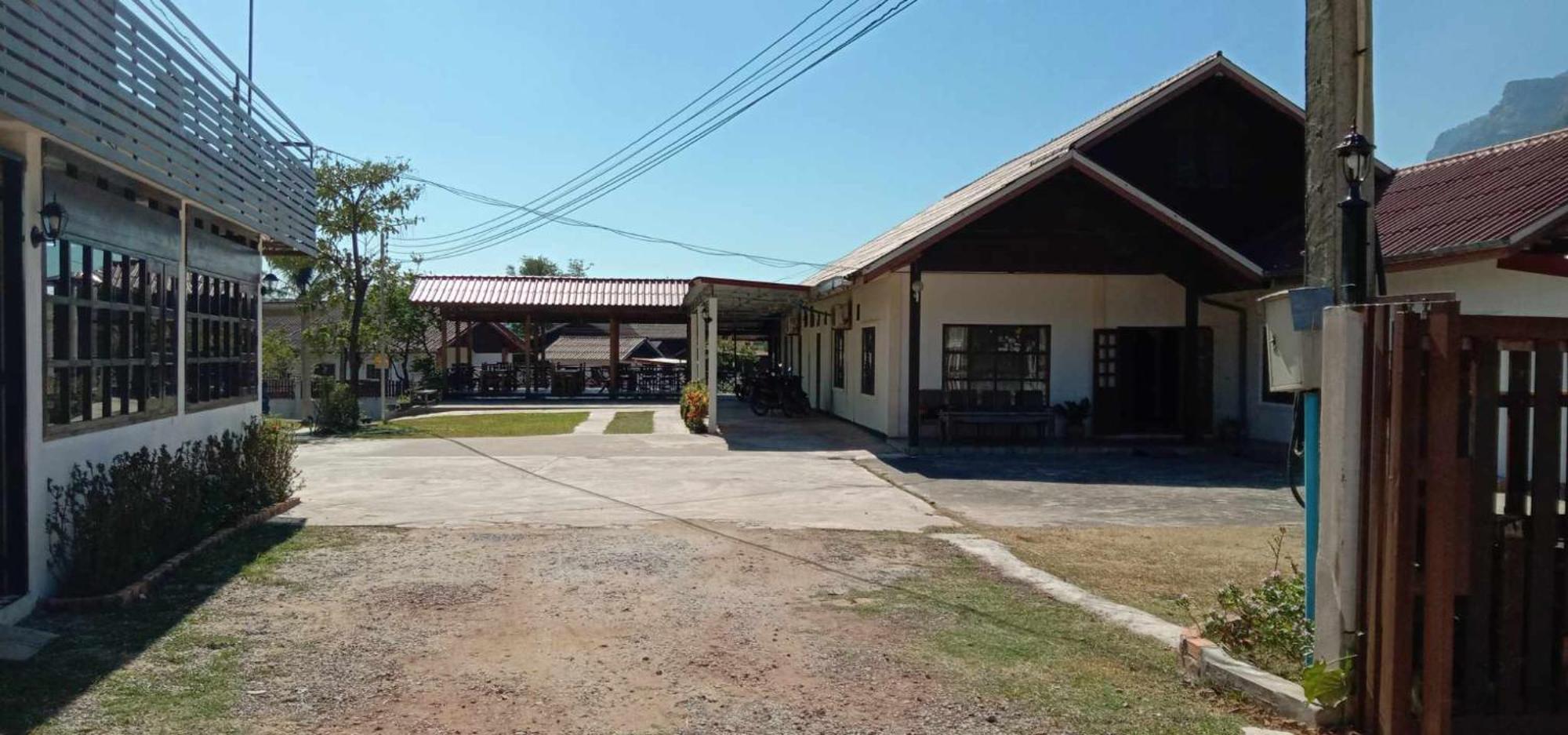 Sanhak Guesthouse 1 Ban Nahin-Nai Zewnętrze zdjęcie