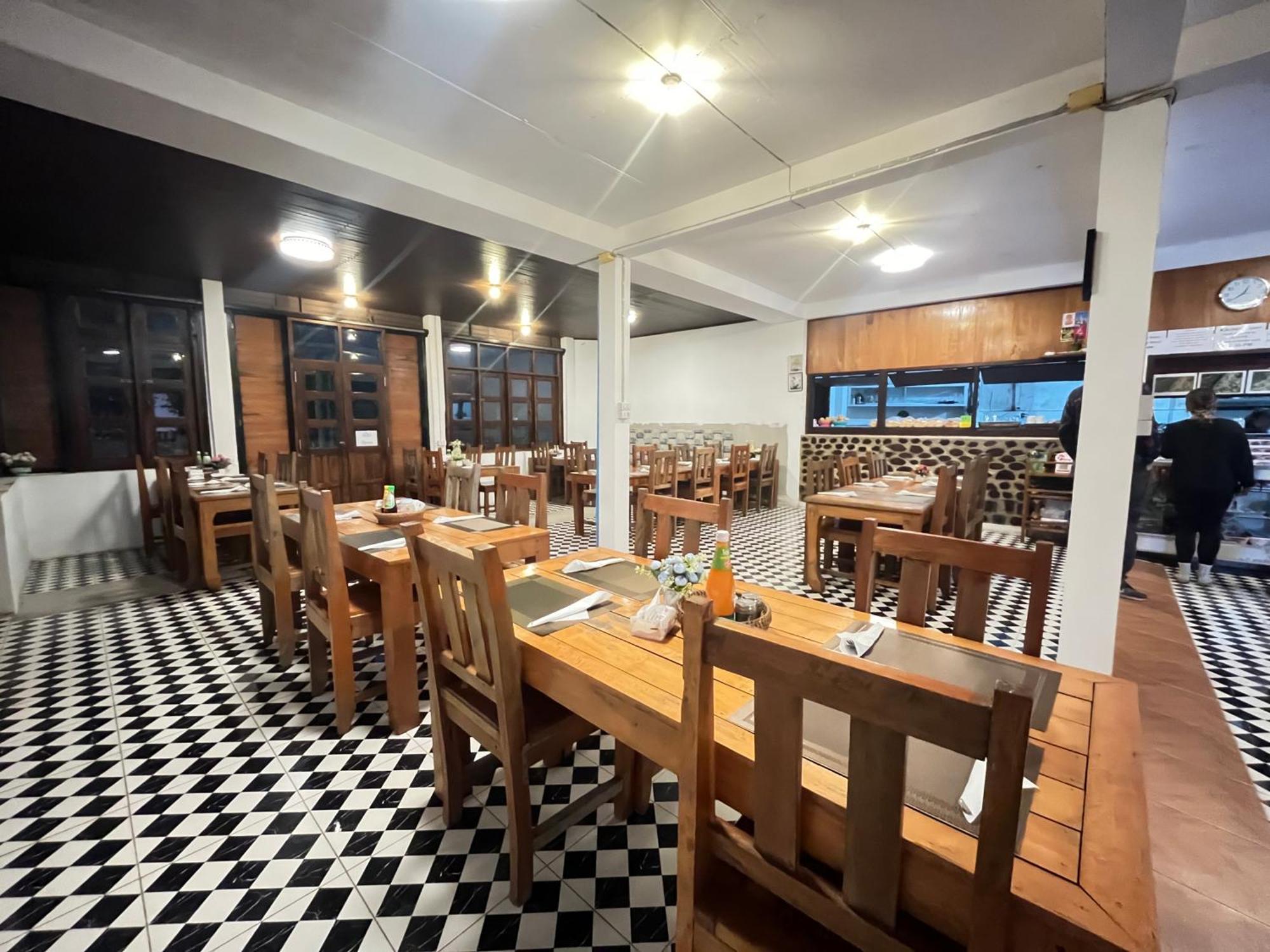Sanhak Guesthouse 1 Ban Nahin-Nai Zewnętrze zdjęcie