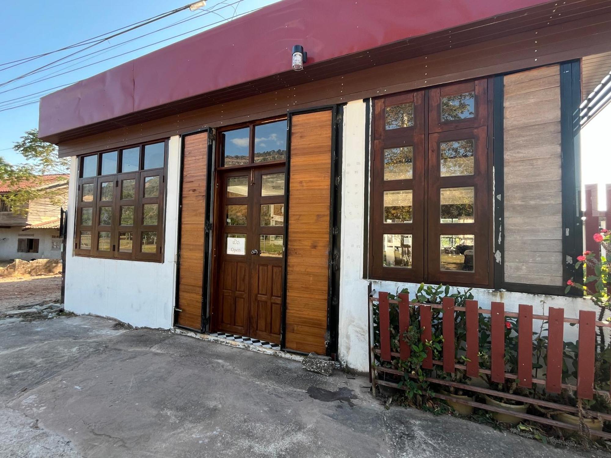 Sanhak Guesthouse 1 Ban Nahin-Nai Zewnętrze zdjęcie